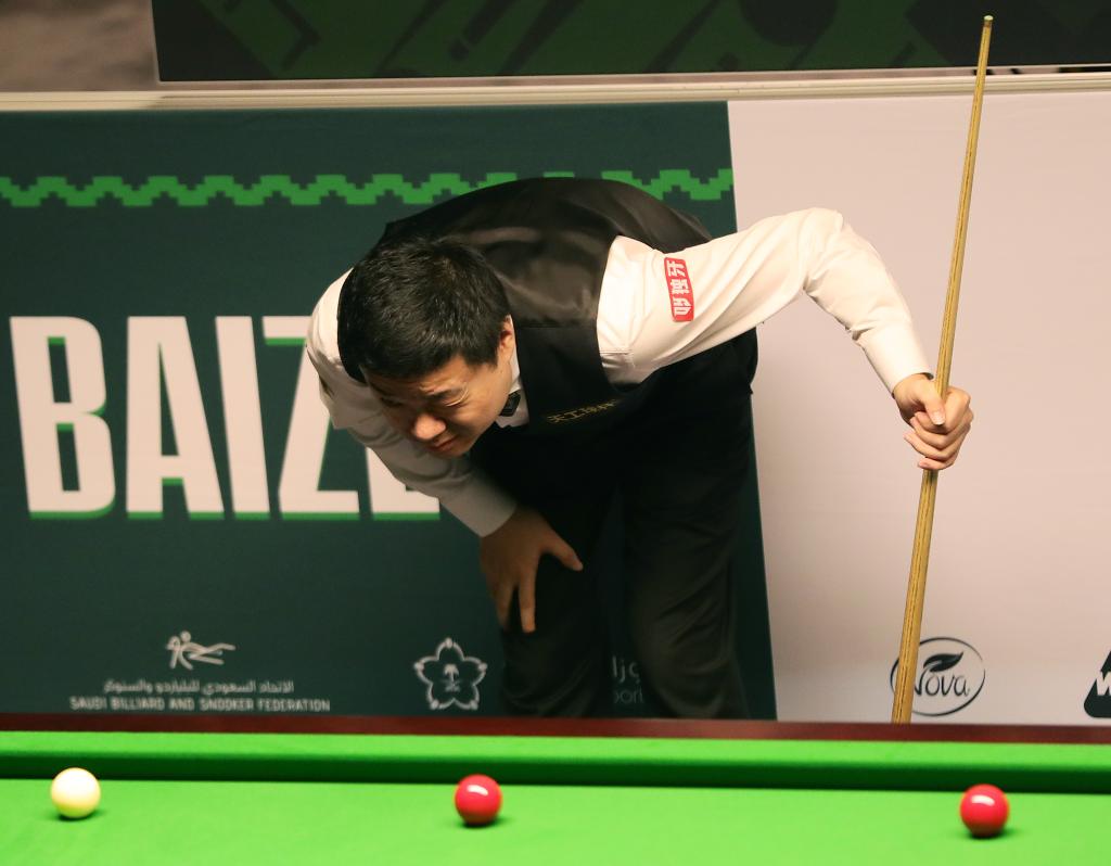 与阿拉维斯 与阿拉维斯