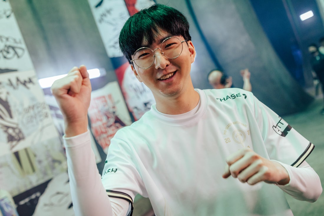 界的辉煌成 界的辉煌成