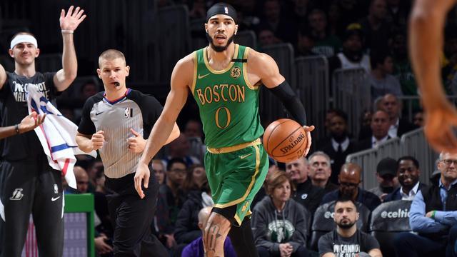 球迷们正翘 球迷们正翘