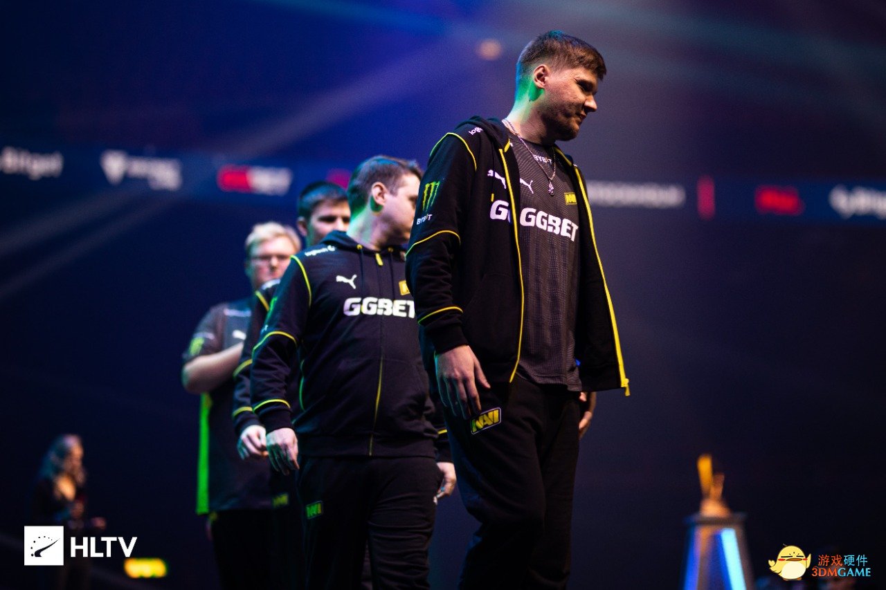 颖而出产生 颖而出产生