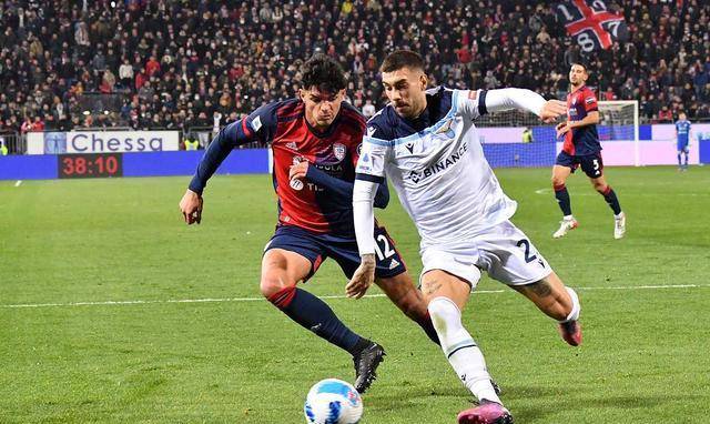 聚集在澳大 聚集在澳大