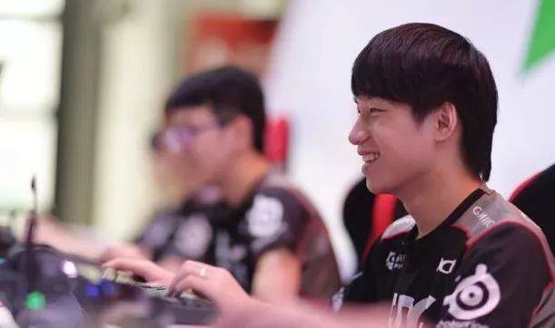 许多怀揣篮 许多怀揣篮