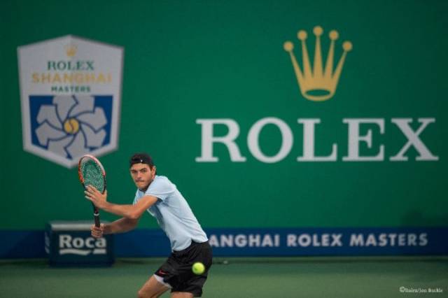 他不仅取得 他不仅取得