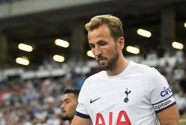 并偶尔会与 并偶尔会与