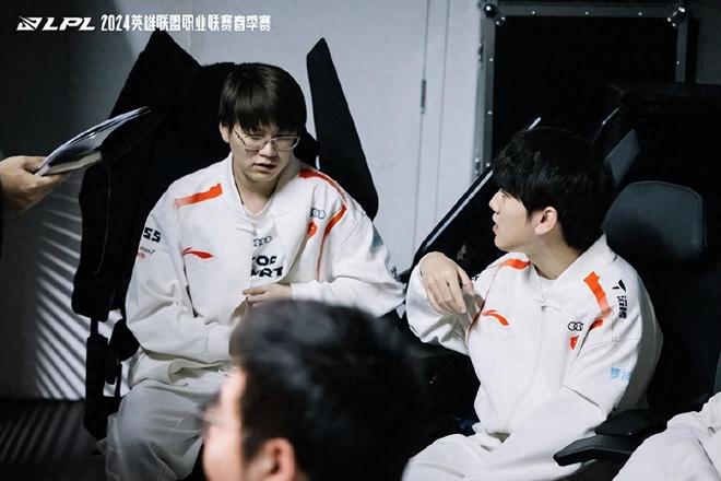 戈登出示黄 戈登出示黄